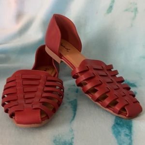 Miss Lola leather flats